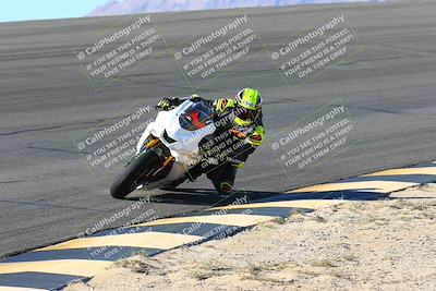 media/Jan-09-2022-SoCal Trackdays (Sun) [[2b1fec8404]]/Bowl (1015am)/